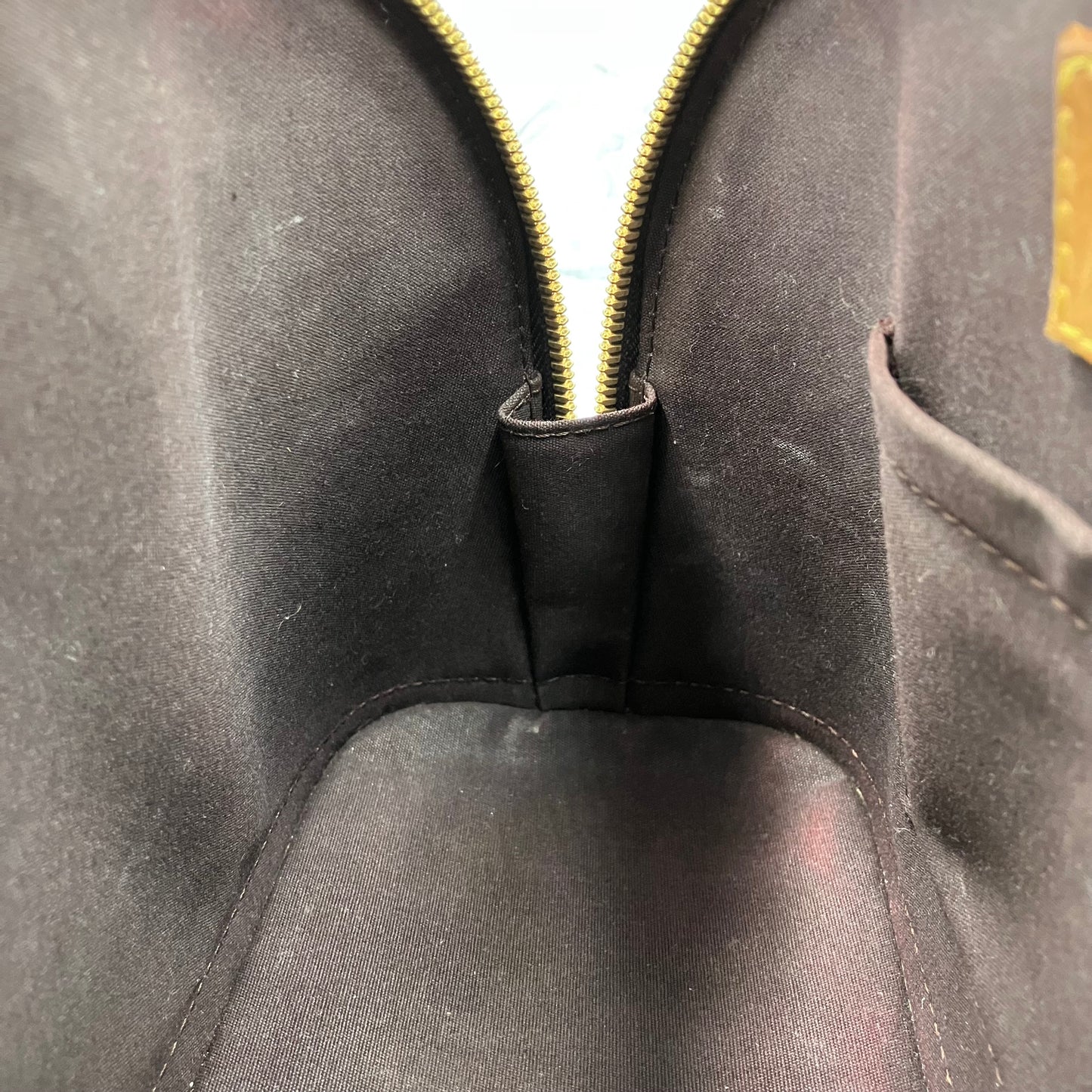 LOUIS VUITTON Alma BB vernis