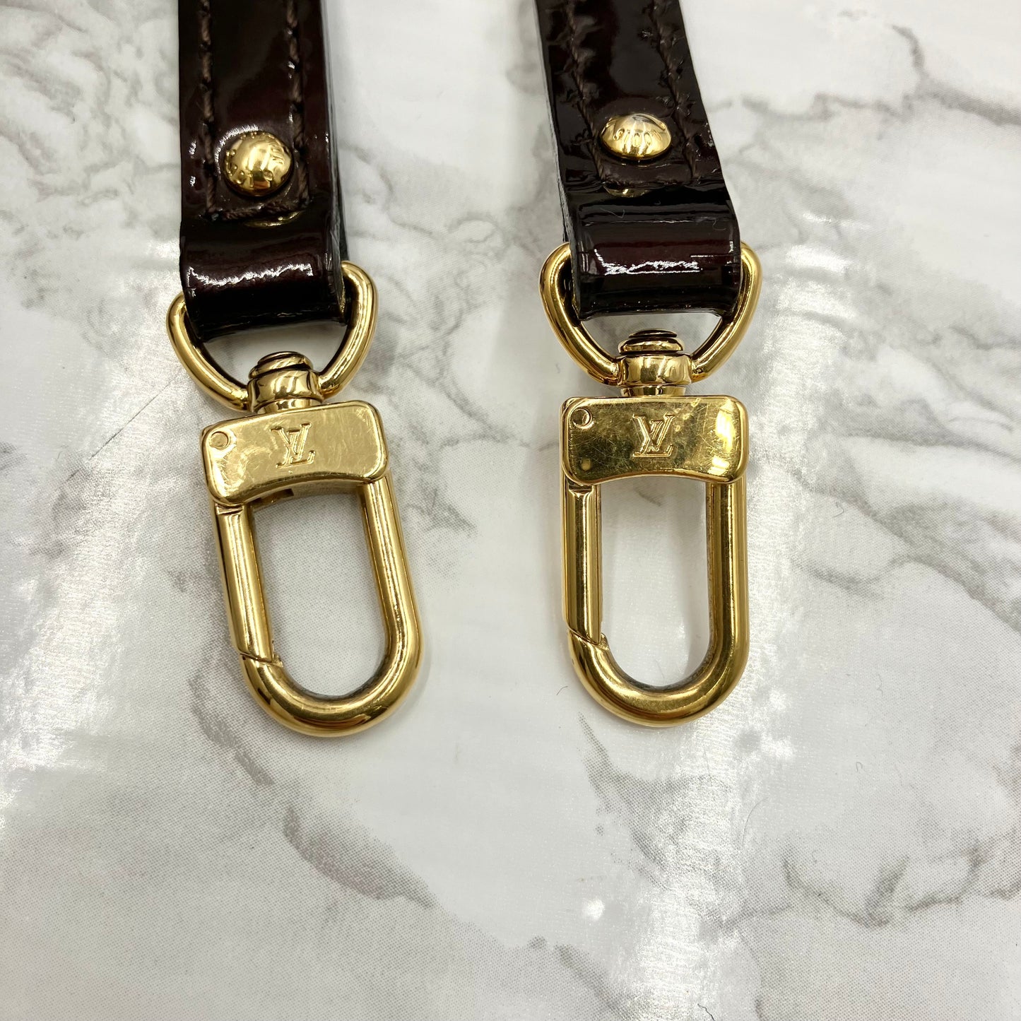 LOUIS VUITTON Alma BB vernis