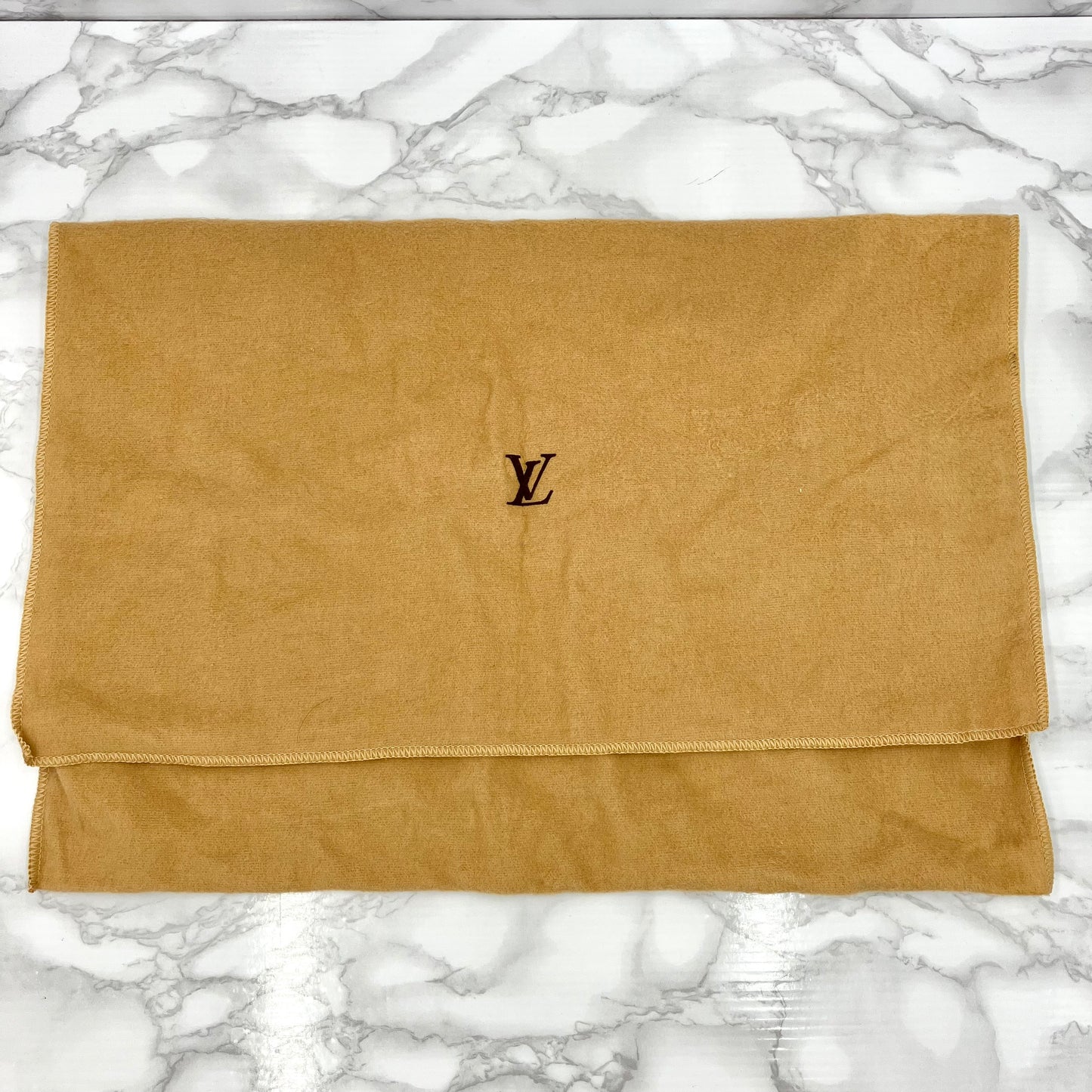 LOUIS VUITTON Alma BB vernis