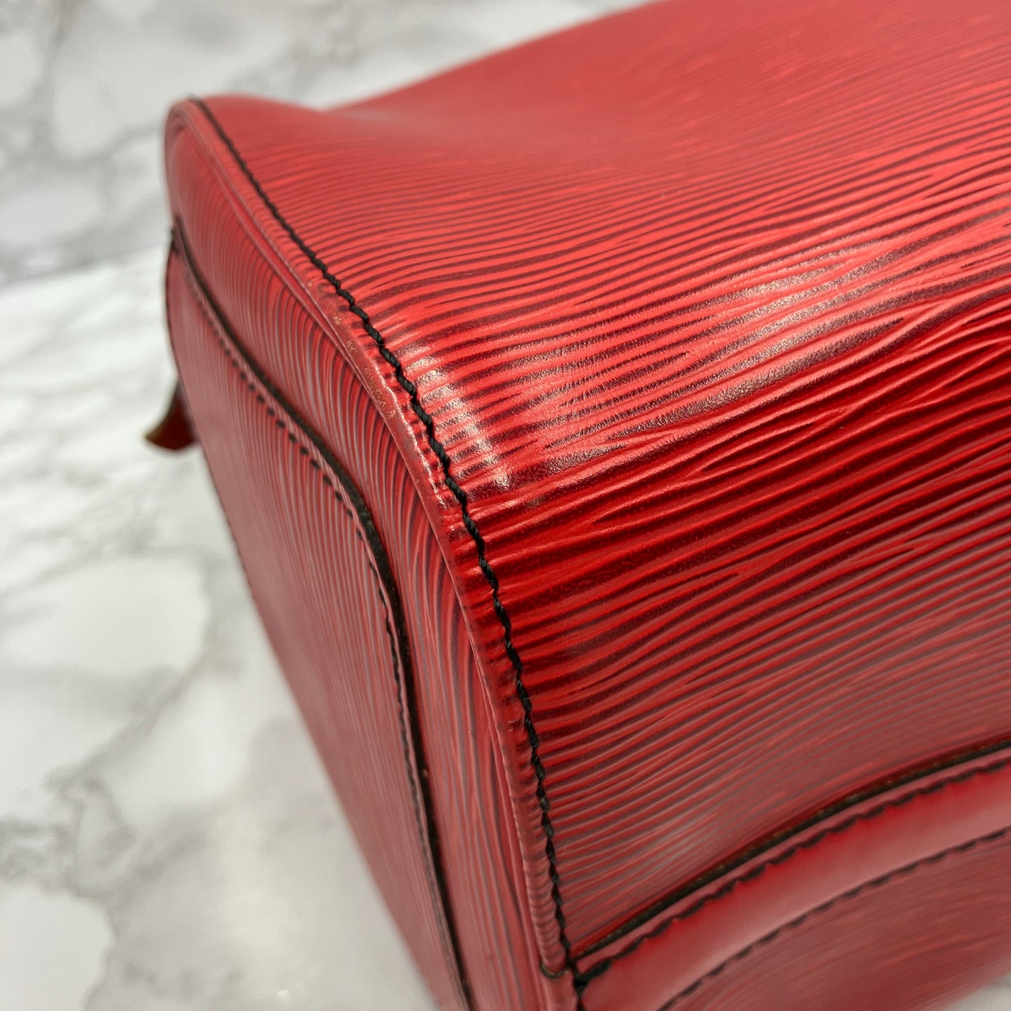 LOUIS VUITTON Epi Sppedy 25