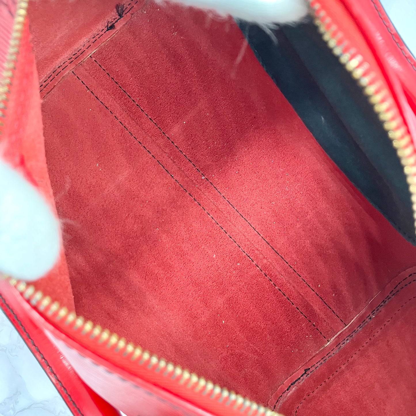 LOUIS VUITTON Epi Sppedy 25