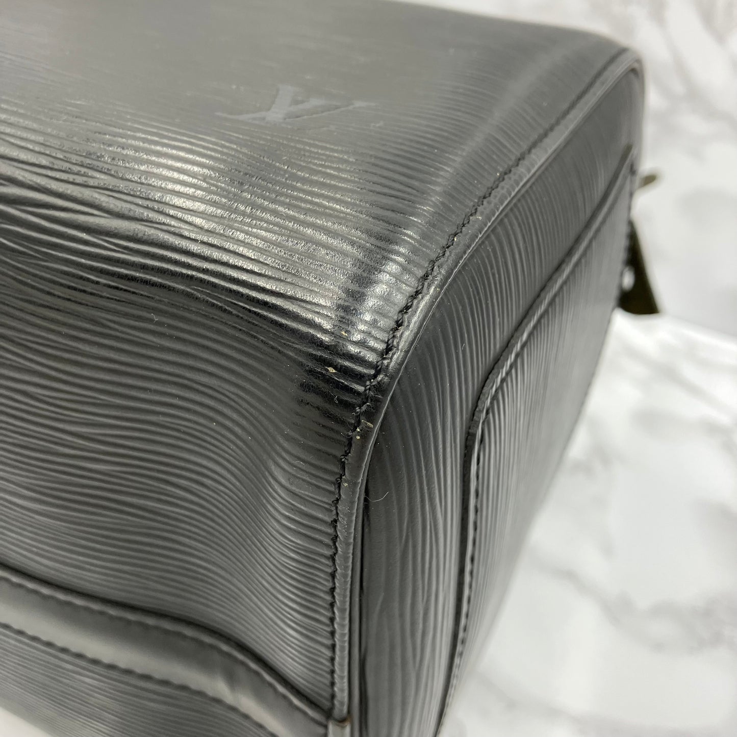 LOUIS VUITTON Epi Speedy 35