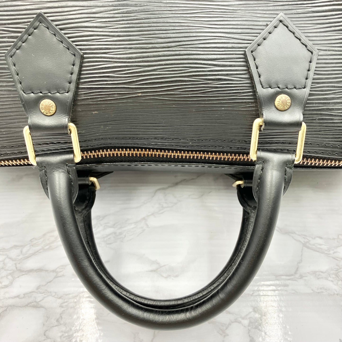 LOUIS VUITTON Epi Speedy 35