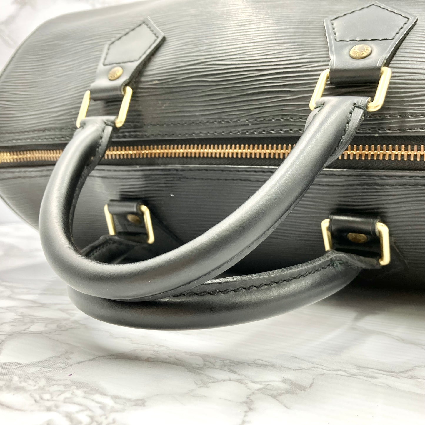 LOUIS VUITTON Epi Speedy 35