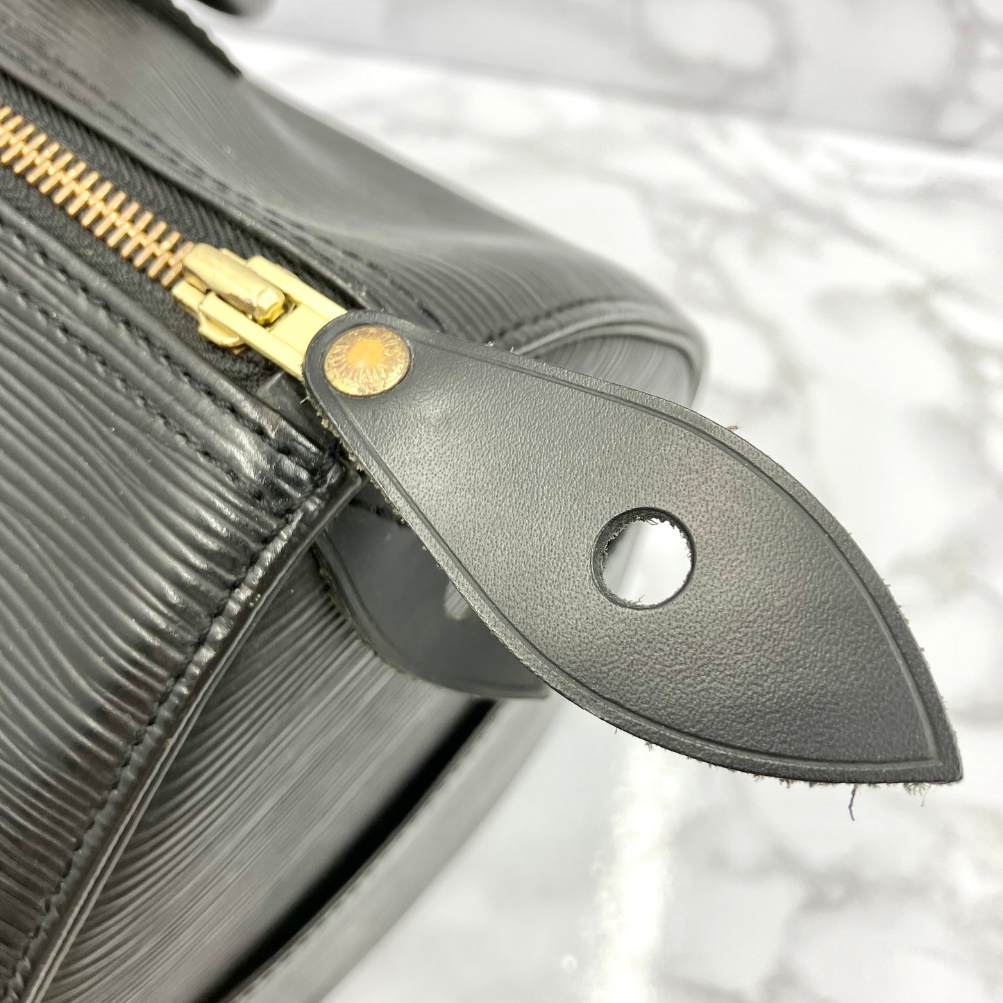 LOUIS VUITTON Epi Speedy 35