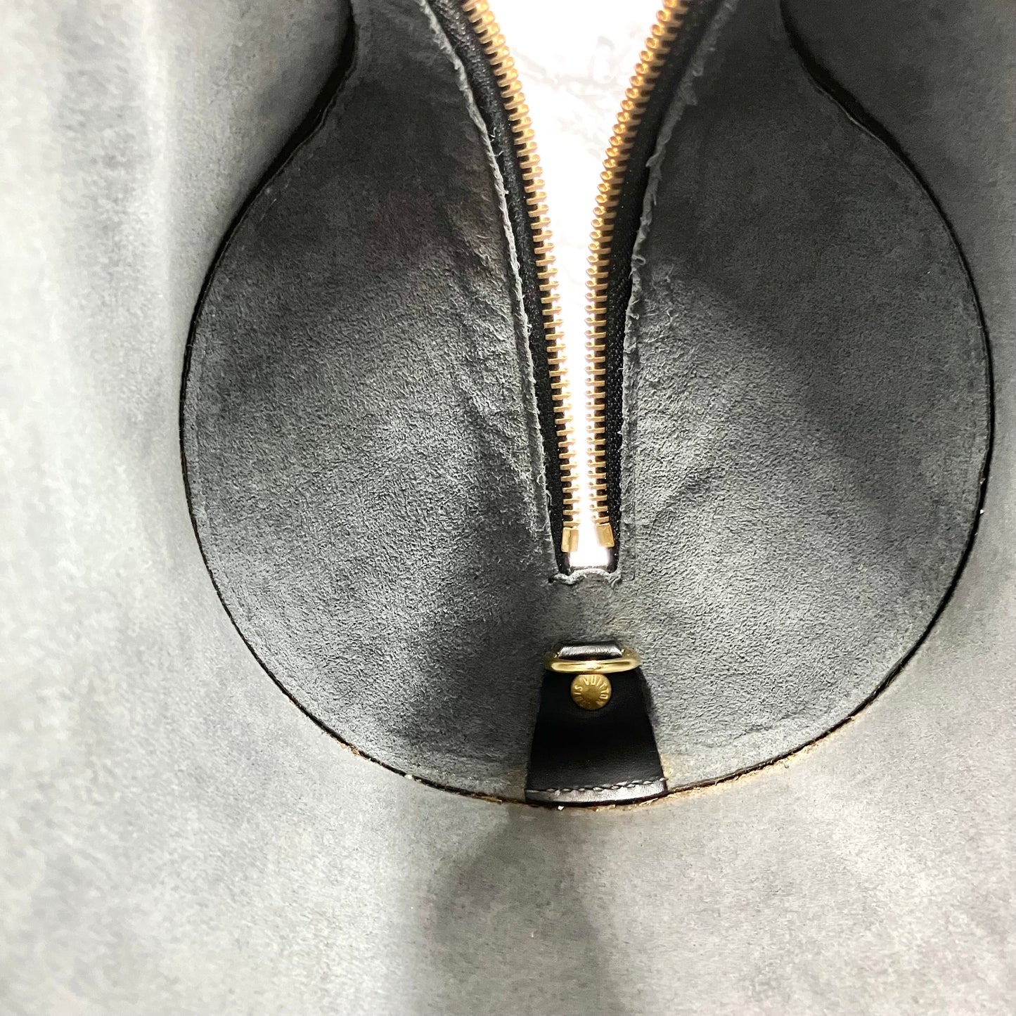 LOUIS VUITTON Epi Soufflot