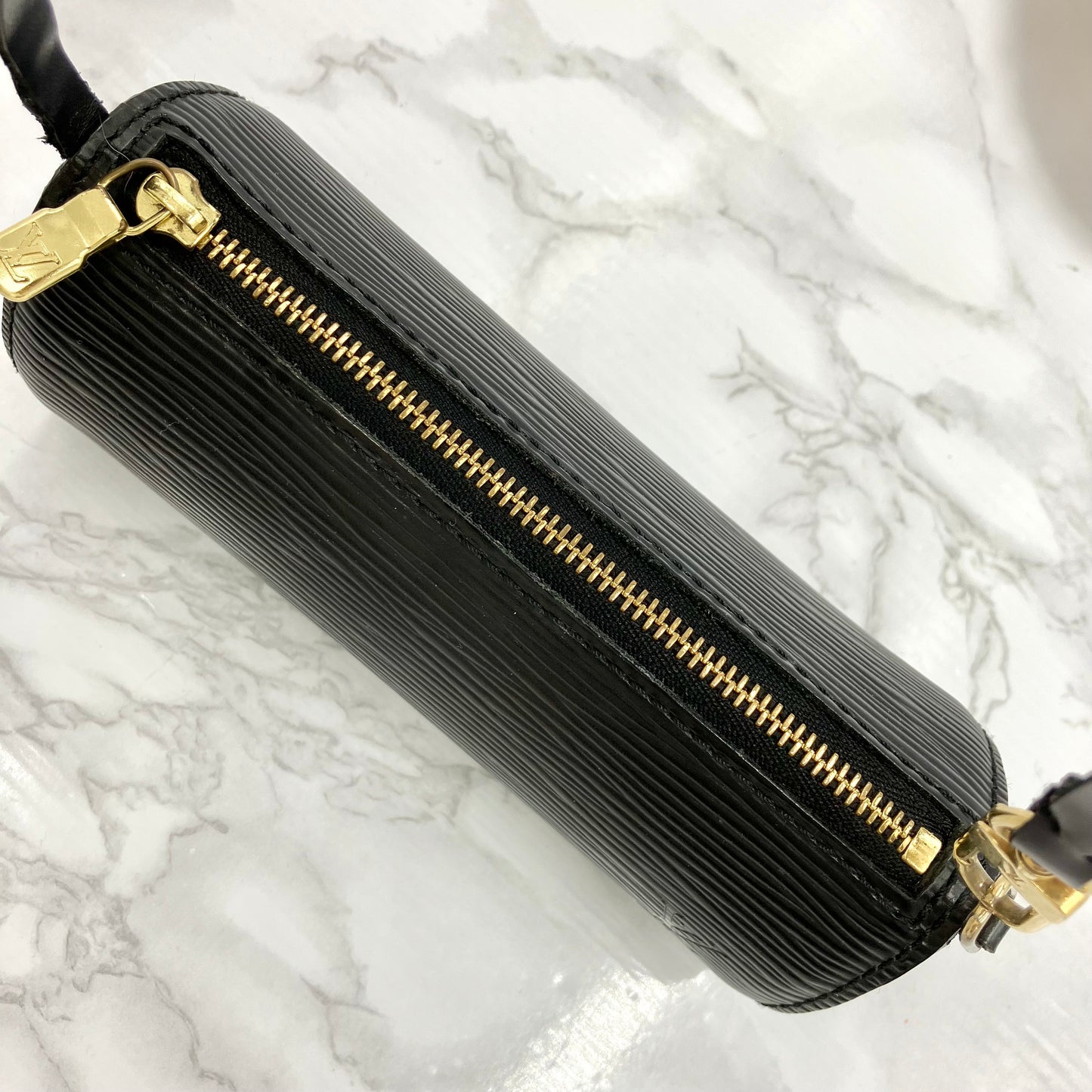 LOUIS VUITTON Epi Soufflot