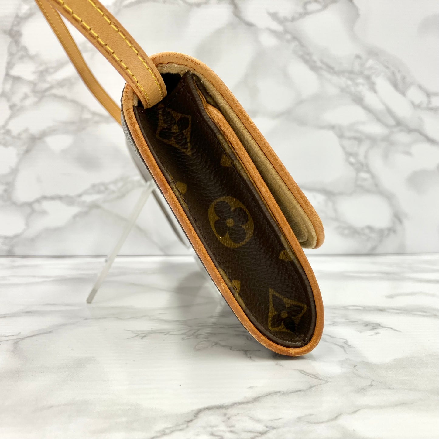 LOUIS VUITTON Monogram Pochette Twin GM