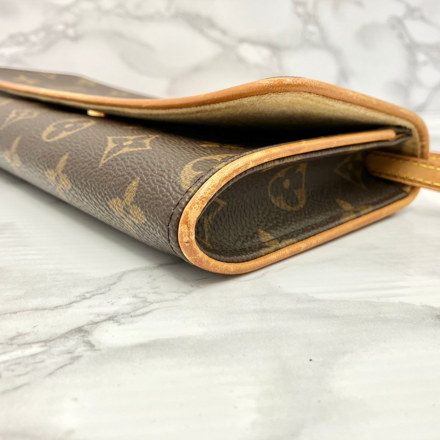 LOUIS VUITTON Monogram Pochette Twin GM
