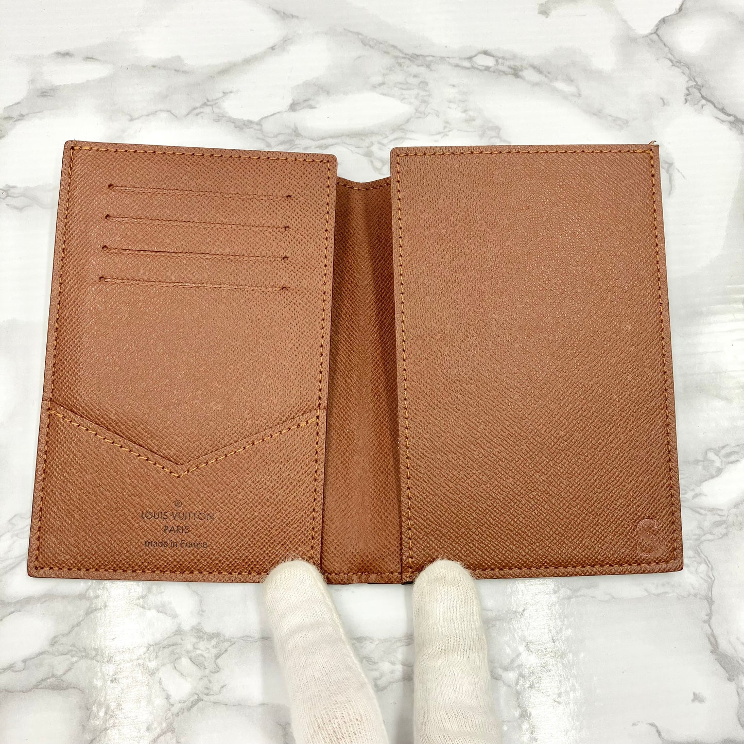 LOUIS VUITTON Monogram New Passport Case