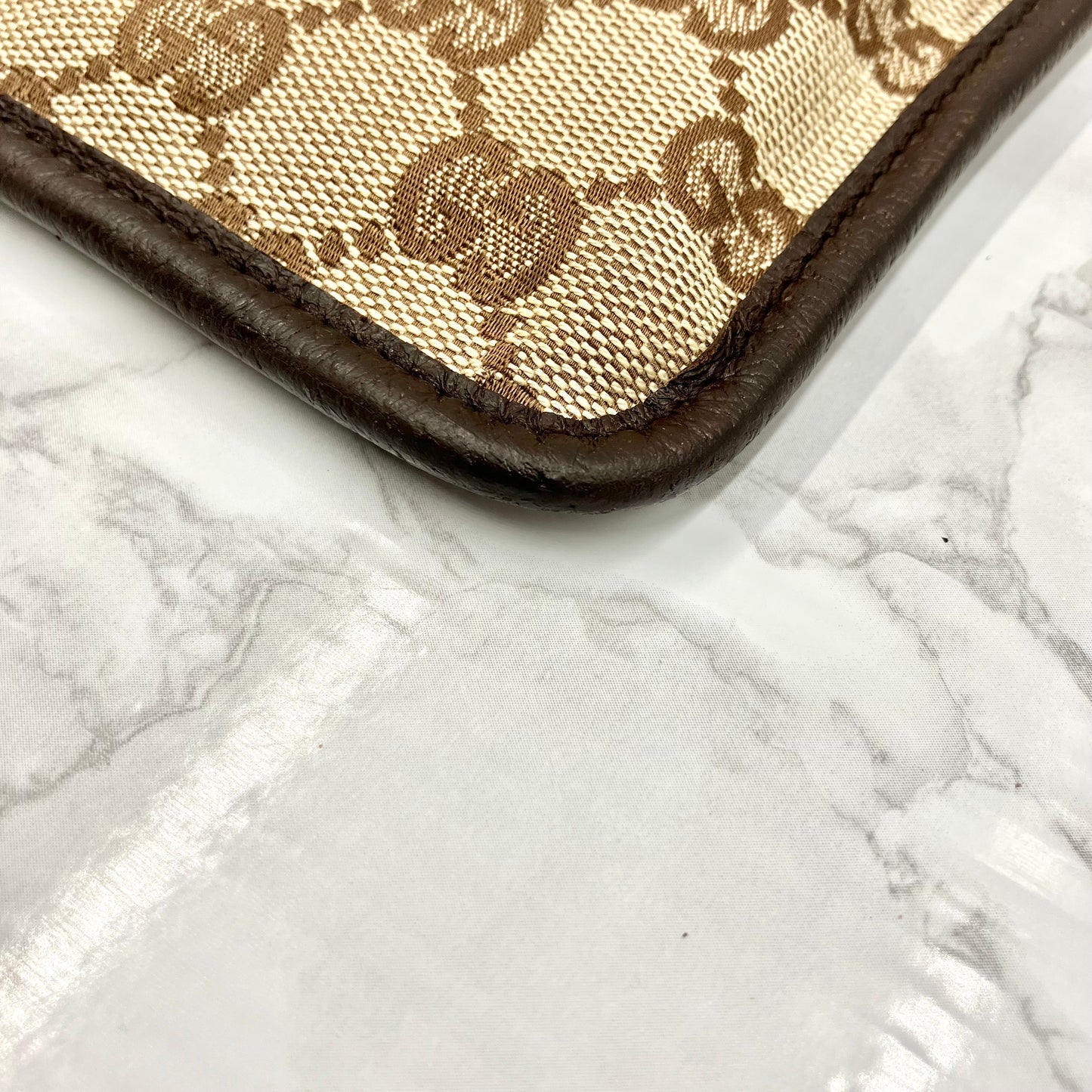 GUCCI Sherry Line Shoulder Bag