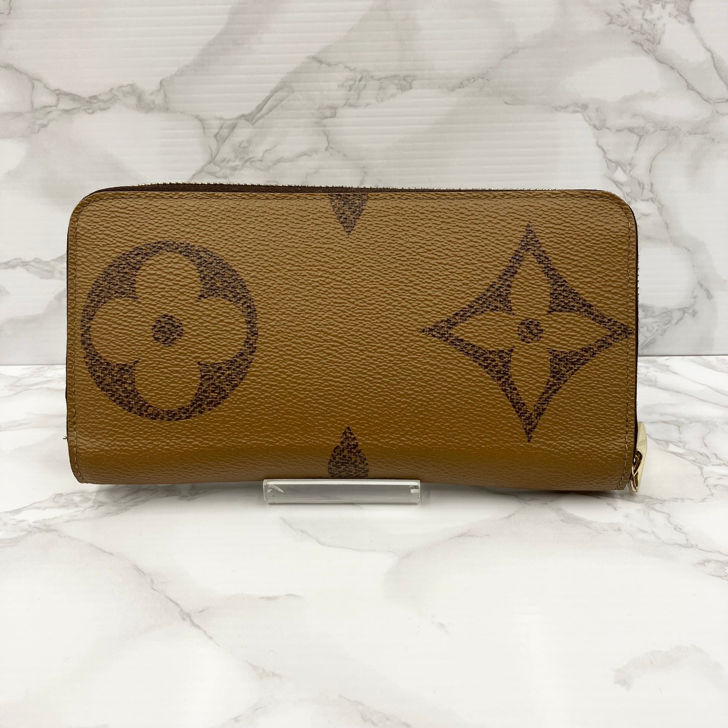 LOUIS VUITTON Monogram Reverse Zippy Wallet (RFID)