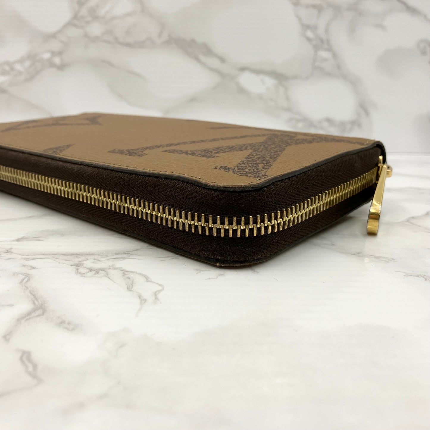 LOUIS VUITTON Monogram Reverse Zippy Wallet (RFID)