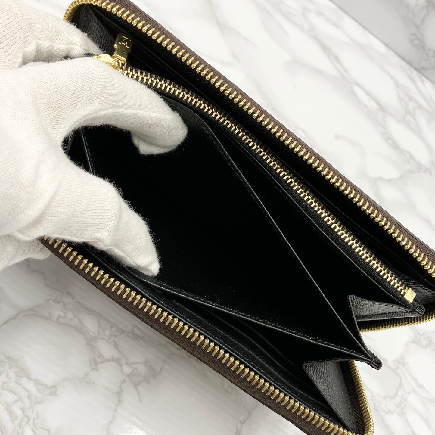 LOUIS VUITTON Monogram Giant reverse Zippy Wallet