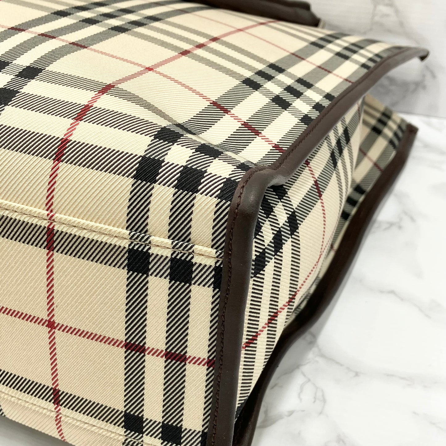 BURBERRY Nova Check Tote Bag