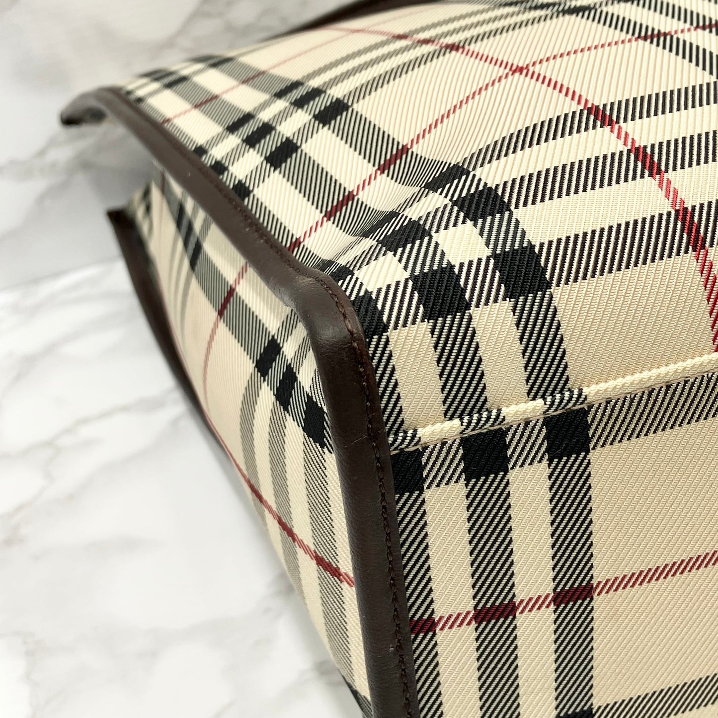 BURBERRY Nova Check Tote Bag