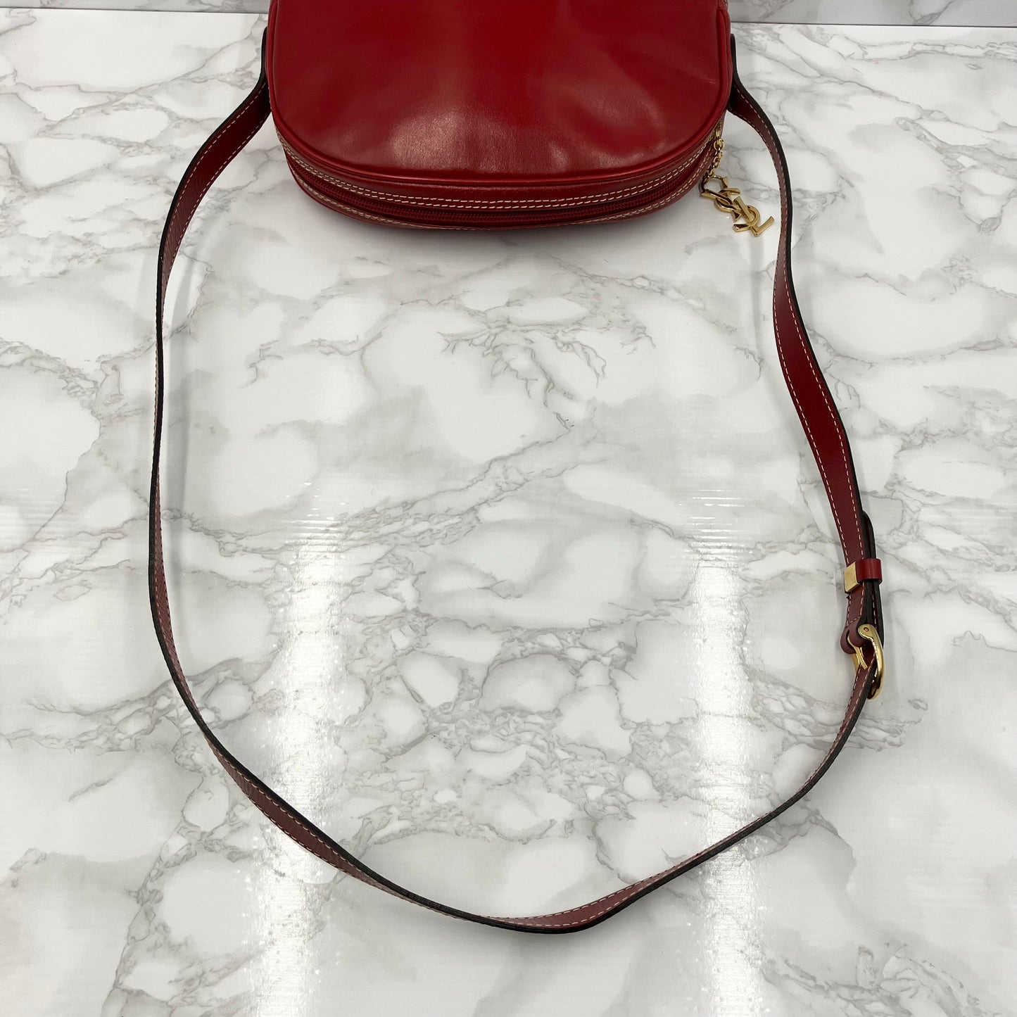 Yves Saint Laurent Leather shoulder bag